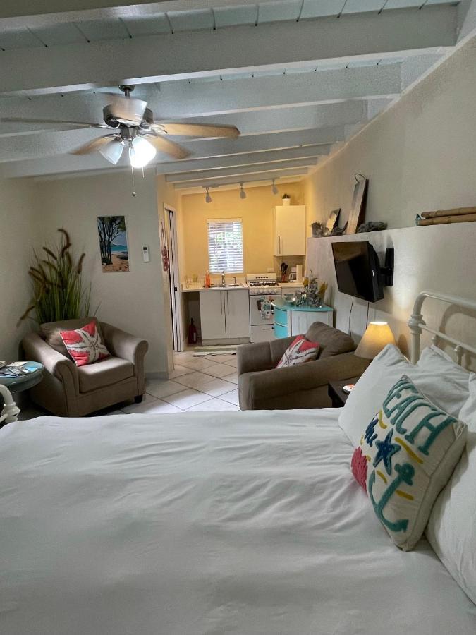 Crown Lotus Apartment Christiansted Ngoại thất bức ảnh