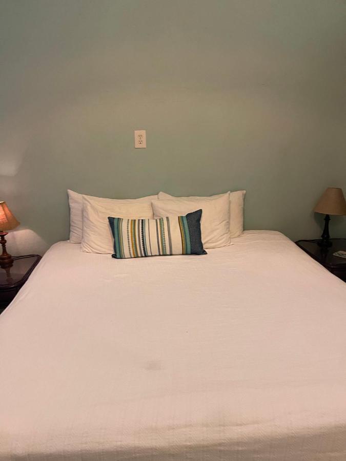 Crown Lotus Apartment Christiansted Ngoại thất bức ảnh